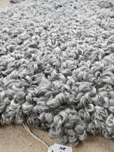 Ladda upp bild till gallerivisning, Lammskinn nr 21
