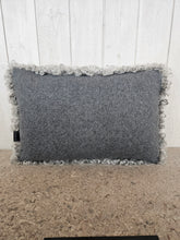 Ladda upp bild till gallerivisning, Lammskinnskudde
